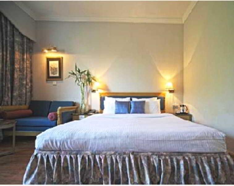 Hotel Clarks Varanasi Limited Экстерьер фото